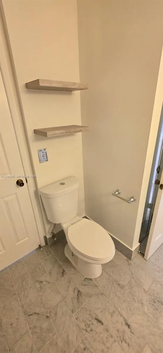 1652 14th Ter #1652 Hollywood, FL 33020