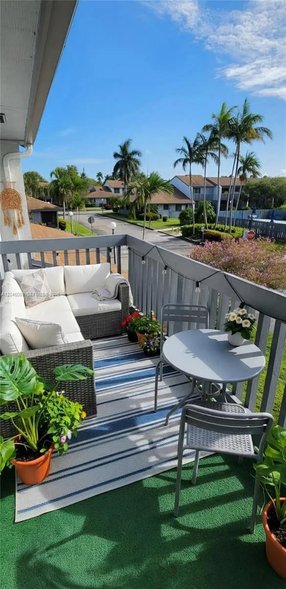 1652 14th Ter #1652 Hollywood, FL 33020