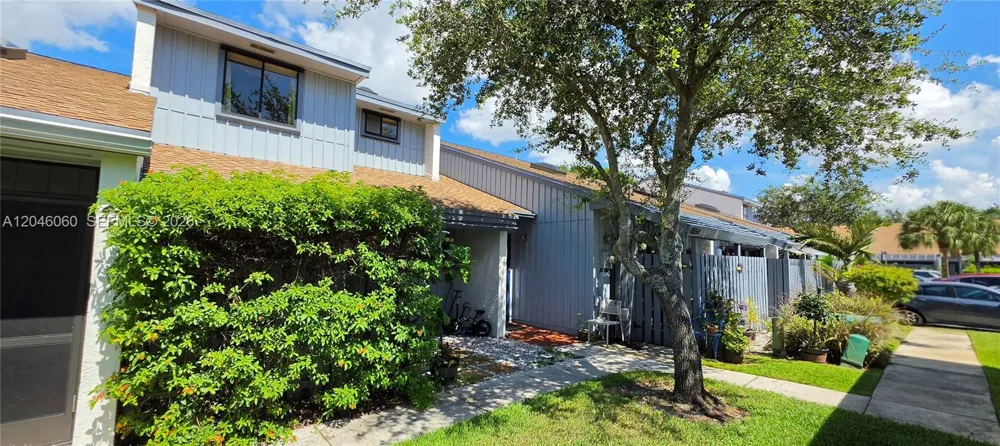 1652 14th Ter #1652 Hollywood, FL 33020