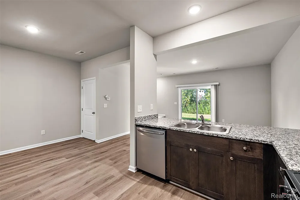 51402 Tides Drive #Unit 6F Chesterfield Township, MI 48051