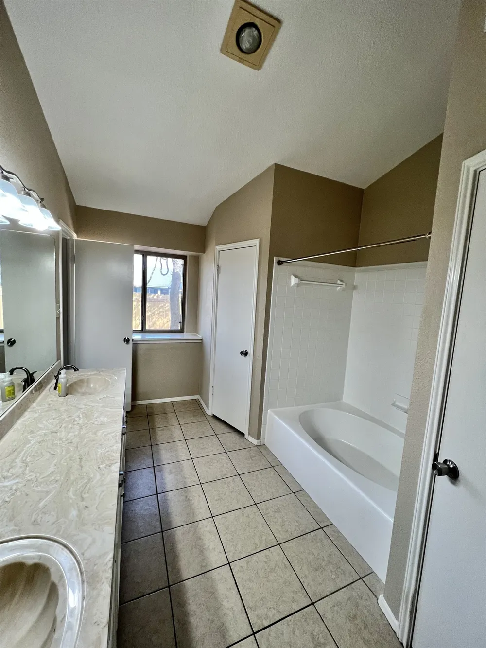 1101 Forest Oaks Path Cedar Park, TX 78613
