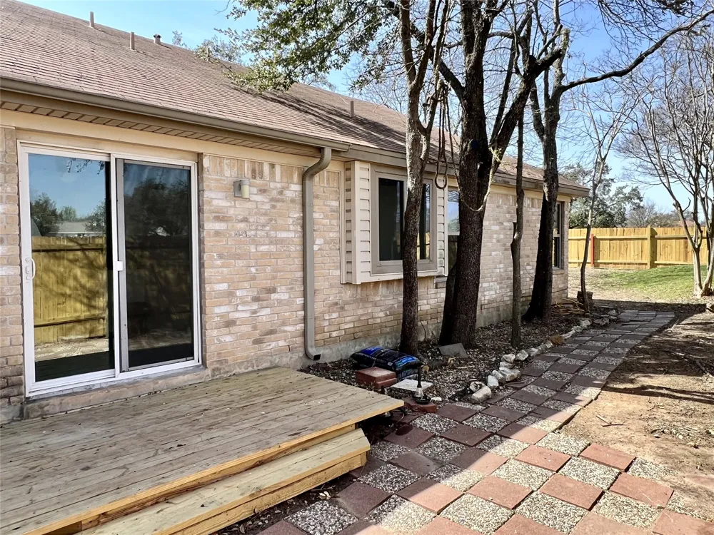 1101 Forest Oaks Path Cedar Park, TX 78613