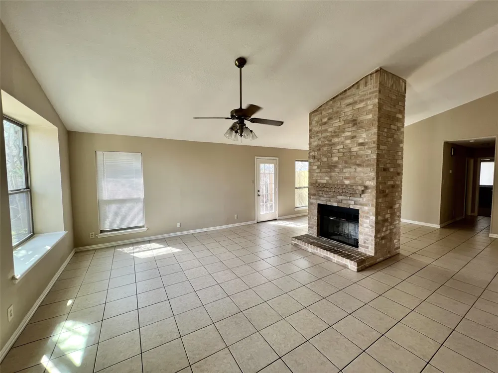 1101 Forest Oaks Path Cedar Park, TX 78613