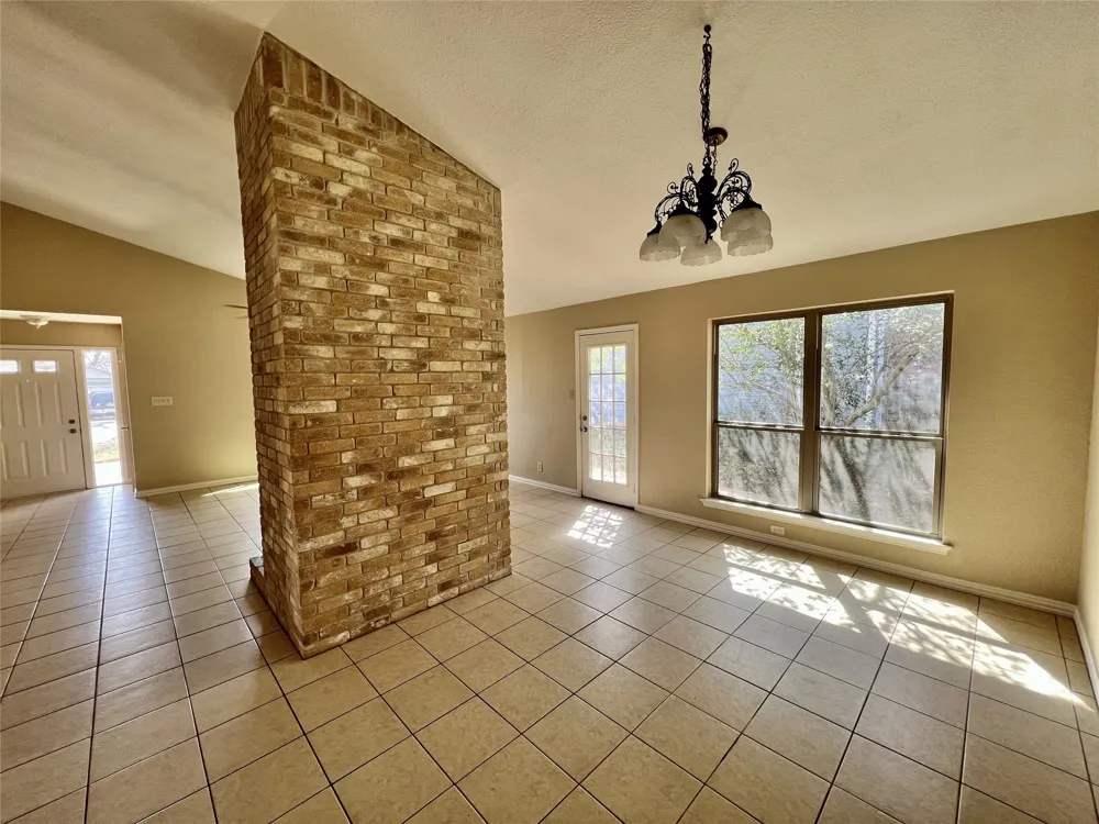 1101 Forest Oaks Path Cedar Park, TX 78613