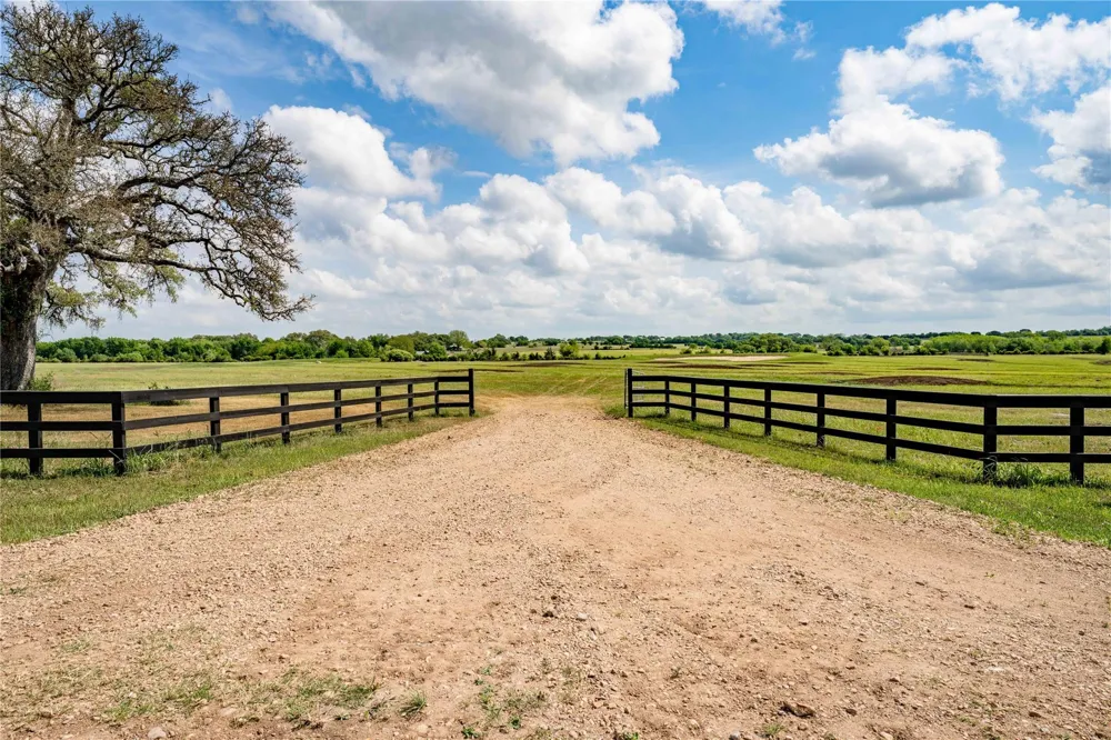 W Fm 1291 Tract 4 Round Top, TX 78954