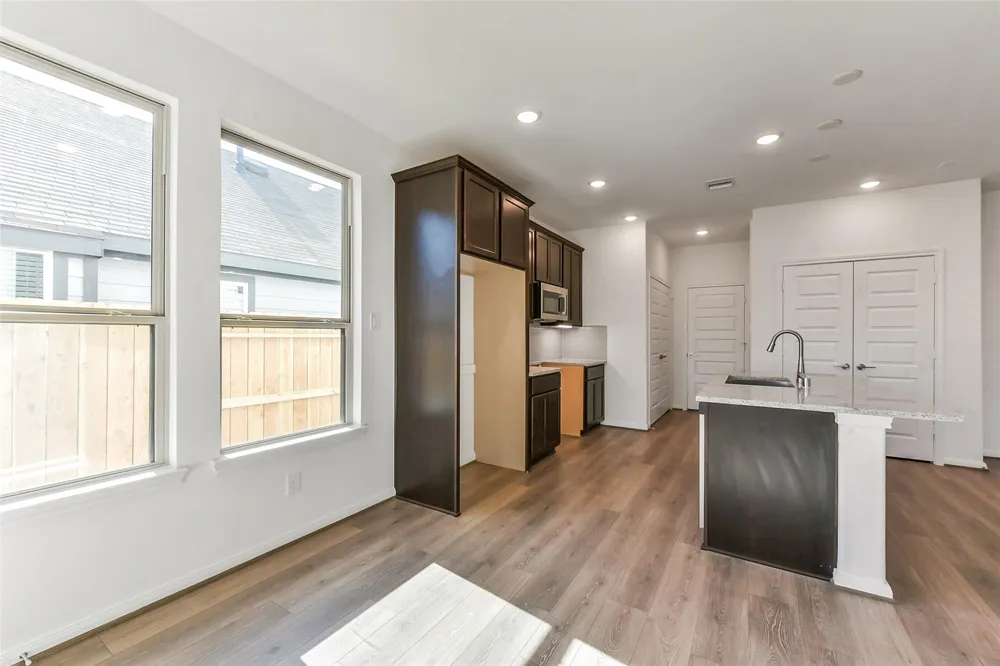 4229 Red Cedar Ring Lane Pinehurst, TX 77362