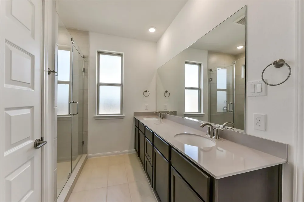 4229 Red Cedar Ring Lane Pinehurst, TX 77362