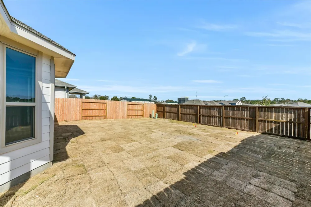 4229 Red Cedar Ring Lane Pinehurst, TX 77362