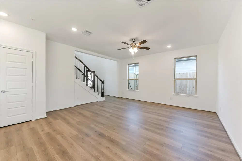 4229 Red Cedar Ring Lane Pinehurst, TX 77362