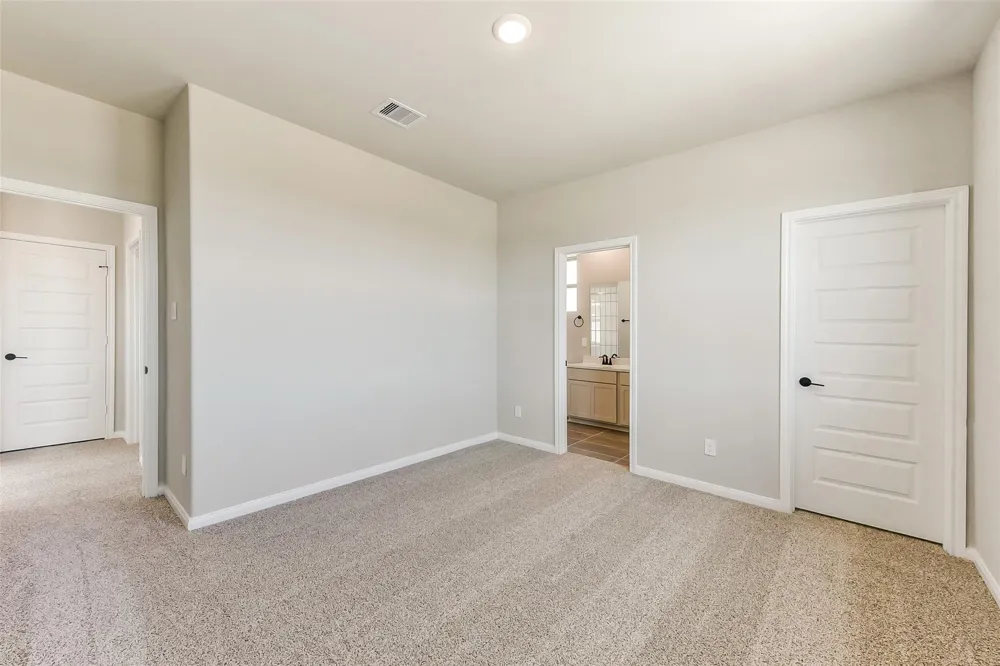 4214 Red Cedar Ring Lane Pinehurst, TX 77362