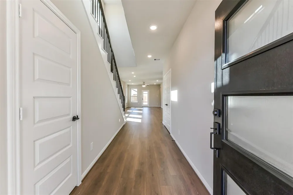 4214 Red Cedar Ring Lane Pinehurst, TX 77362