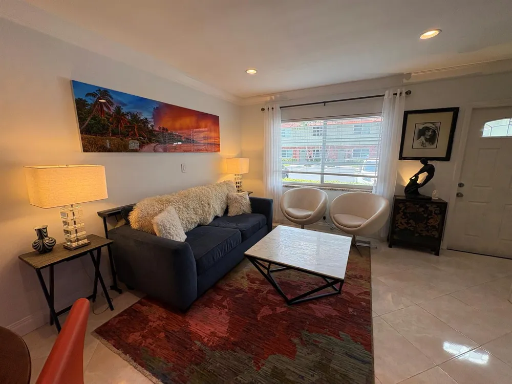 113 NE 20th Court #4g Wilton Manors, FL 33305