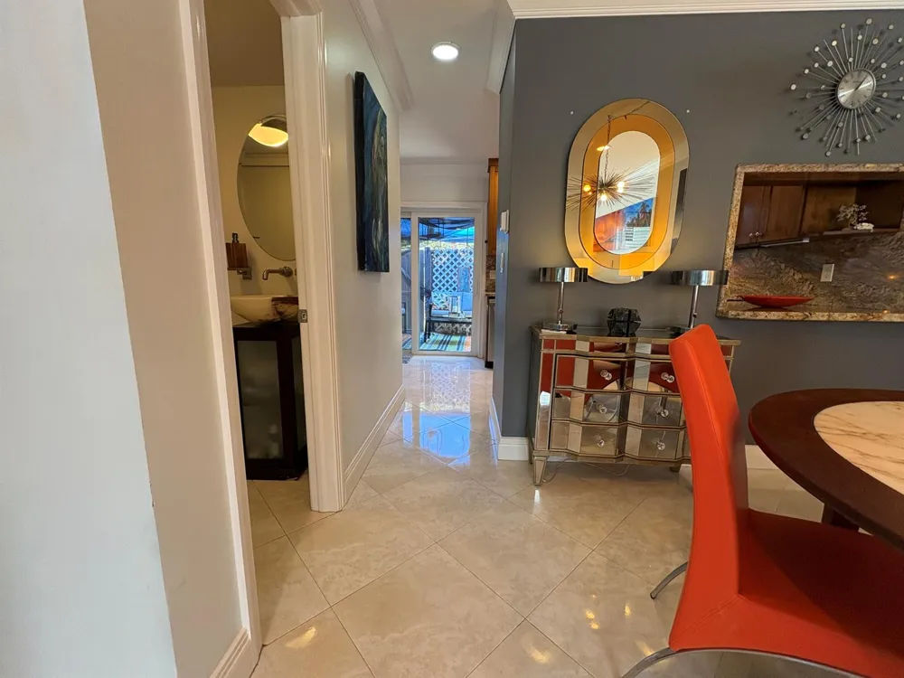113 NE 20th Court #4g Wilton Manors, FL 33305