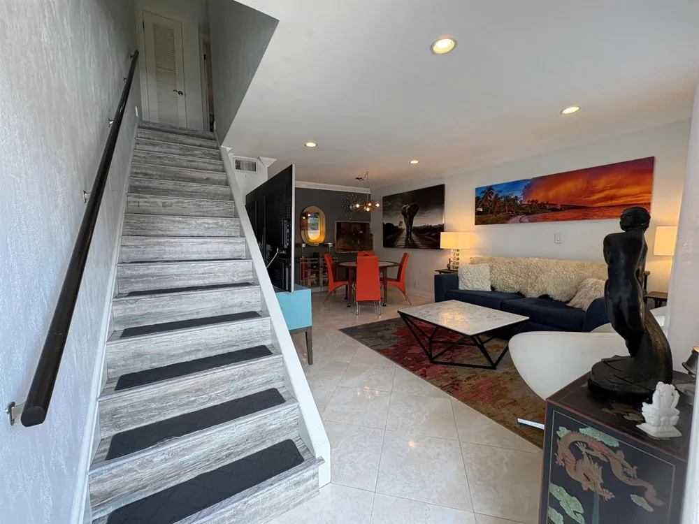 113 NE 20th Court #4g Wilton Manors, FL 33305