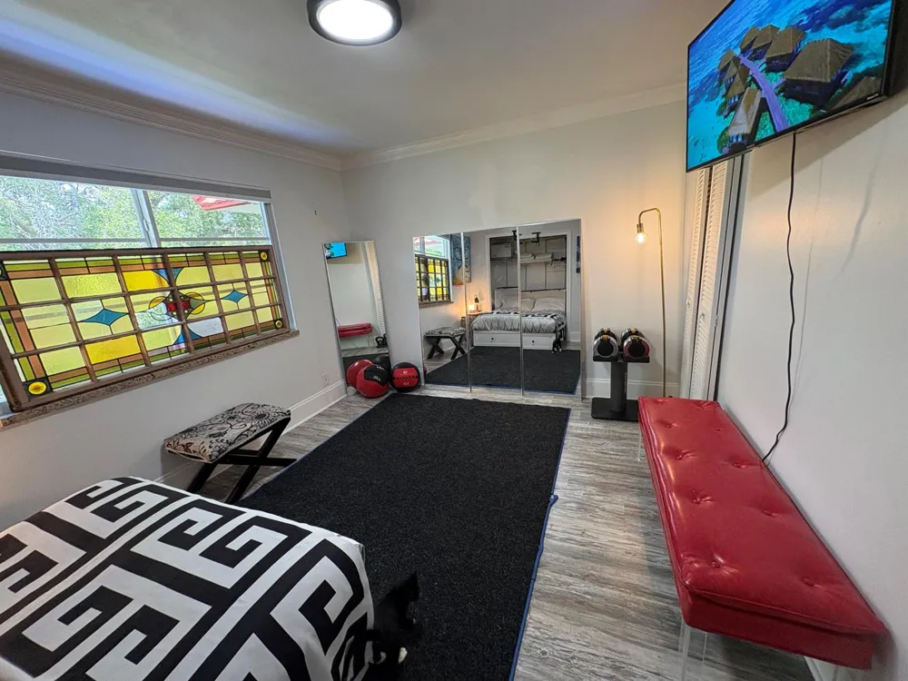 113 NE 20th Court #4g Wilton Manors, FL 33305