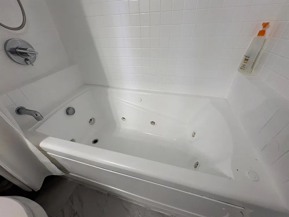 113 NE 20th Court #4g Wilton Manors, FL 33305