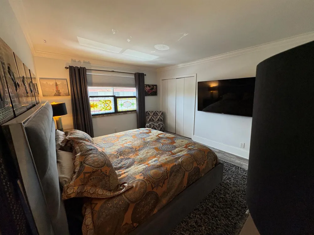 113 NE 20th Court #4g Wilton Manors, FL 33305
