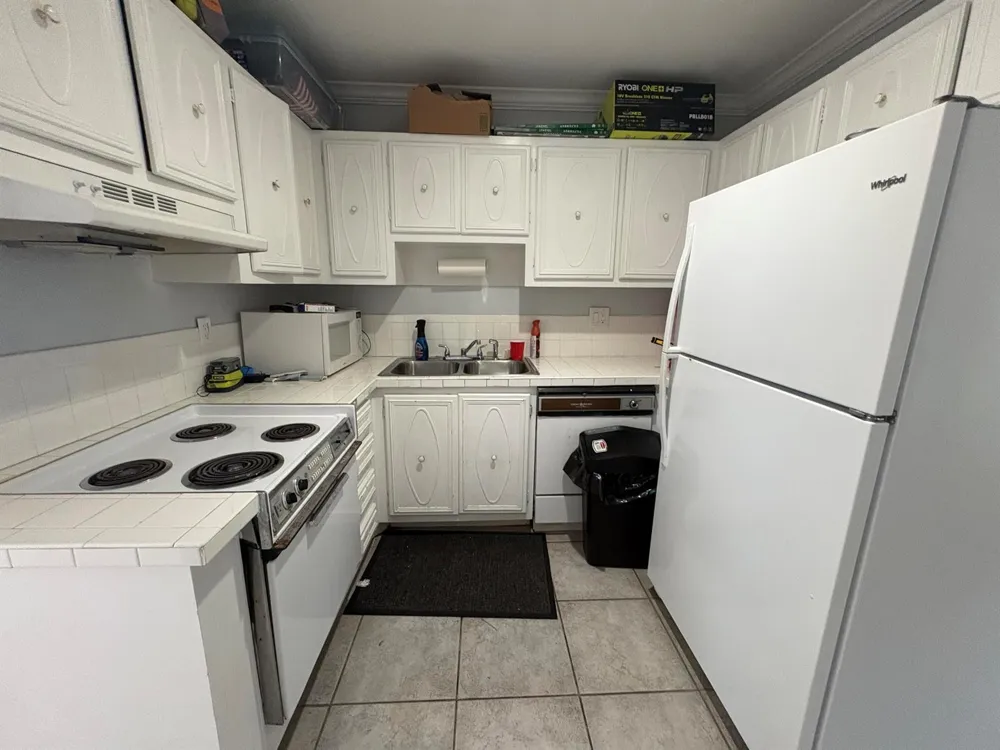 113 NE 20th Court #4g Wilton Manors, FL 33305