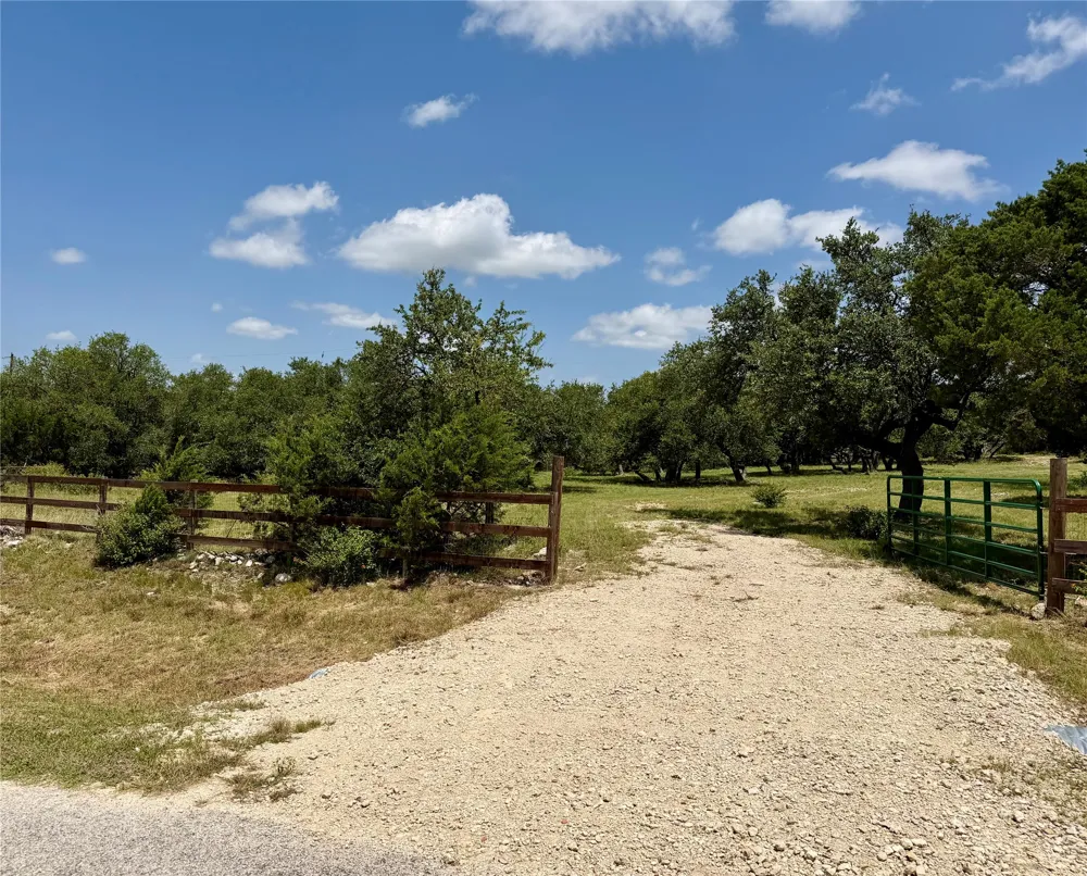 Sundance Ridge Drive Dripping Springs, TX 78620