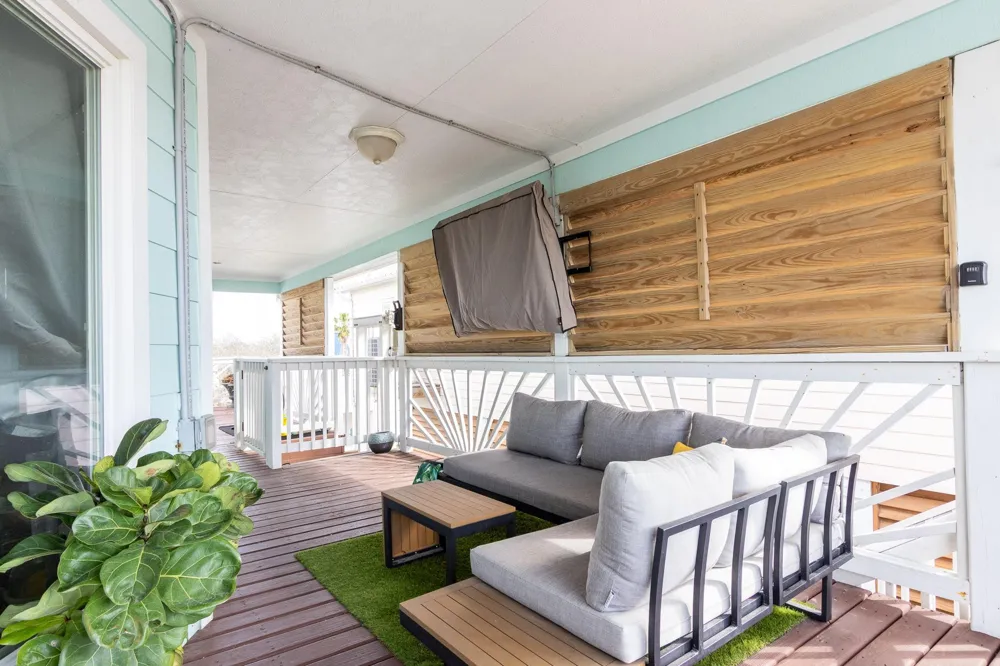 2414 Avenue P San Leon, TX 77539