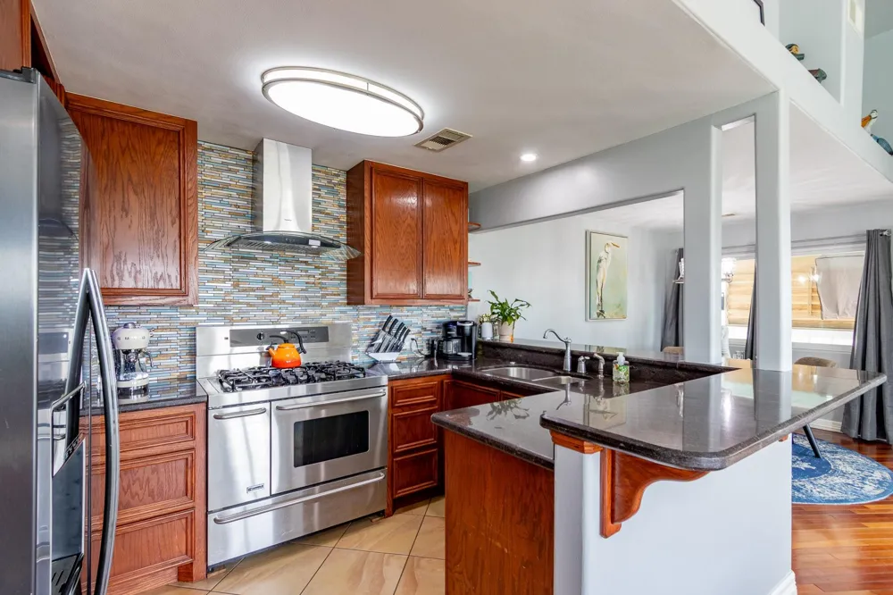 2414 Avenue P San Leon, TX 77539
