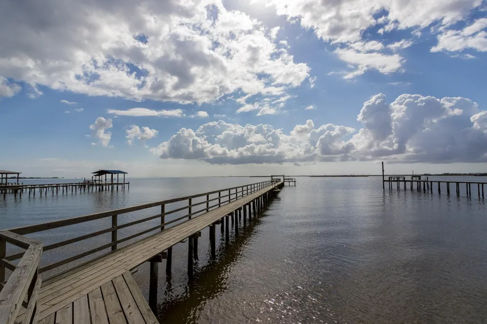 2414 Avenue P San Leon, TX 77539