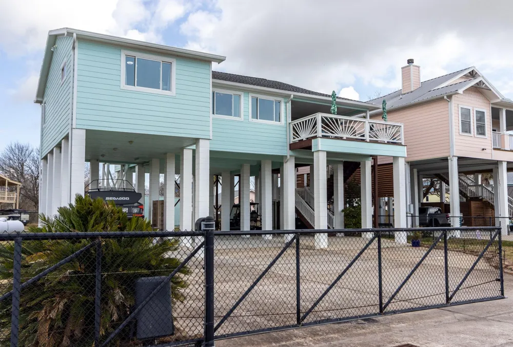 2414 Avenue P San Leon, TX 77539