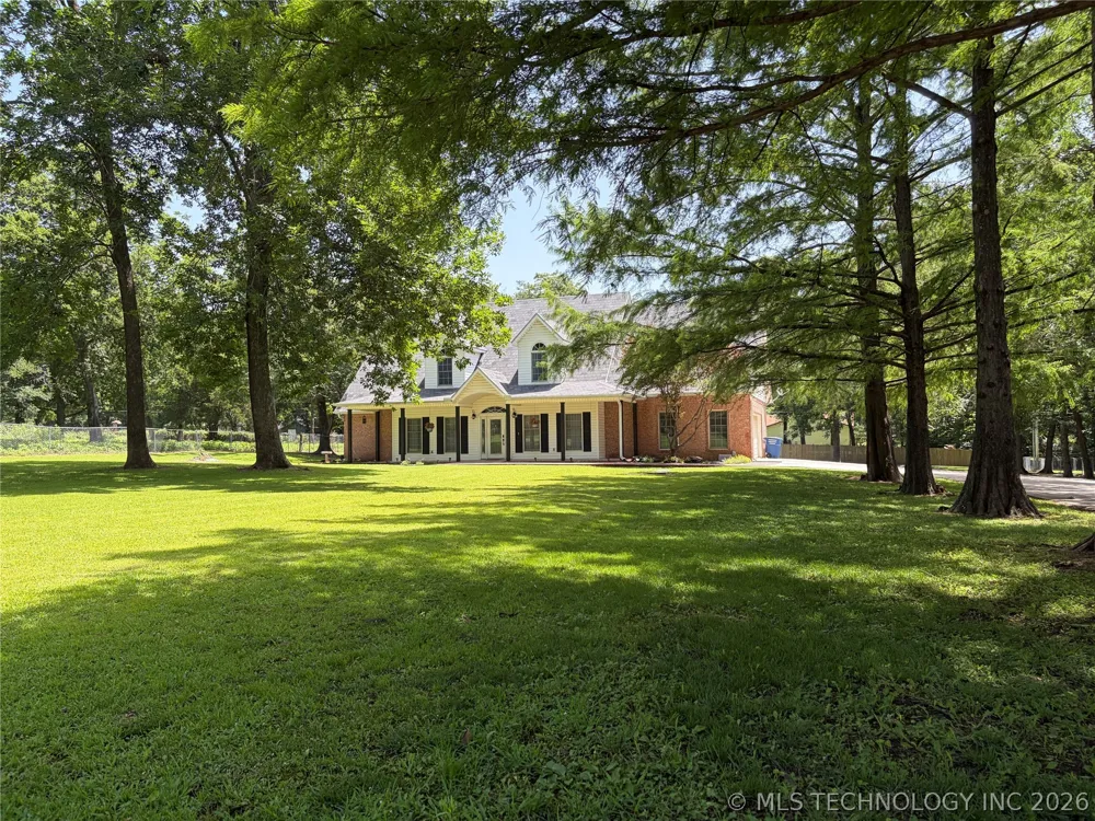 1304 Iroquois Avenue Chouteau, OK 74337