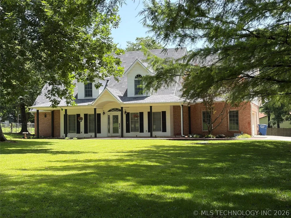 1304 Iroquois Avenue Chouteau, OK 74337