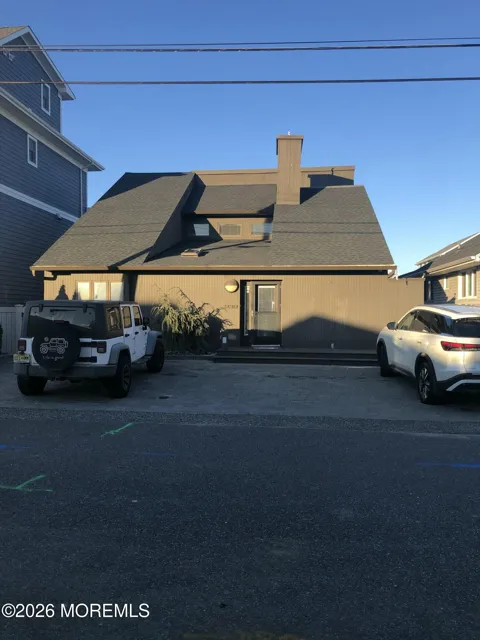 232 Hayes Court
