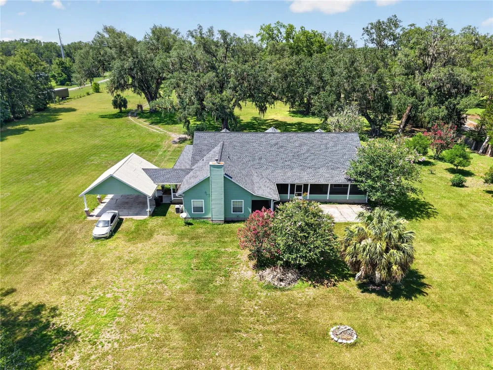 2039 SW STATE ROAD 26 Trenton, FL 32693