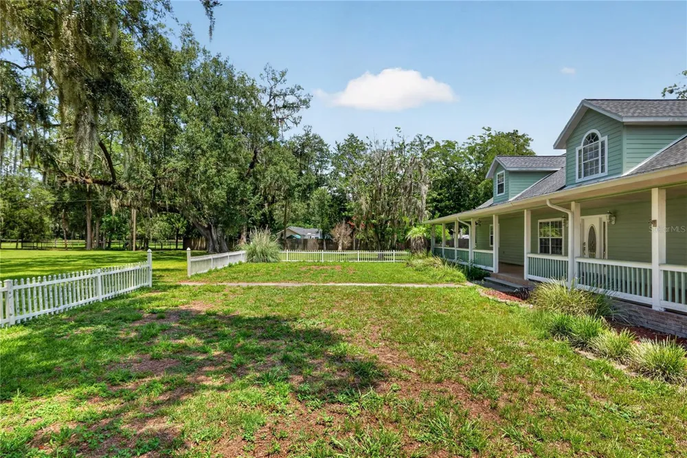 2039 SW STATE ROAD 26 Trenton, FL 32693