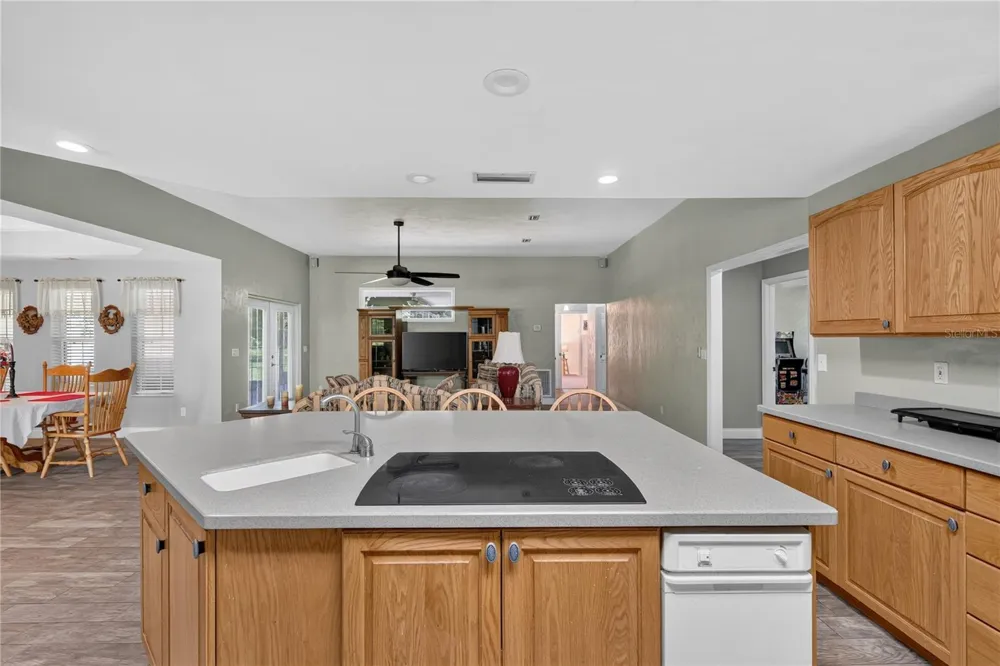 2039 SW STATE ROAD 26 Trenton, FL 32693