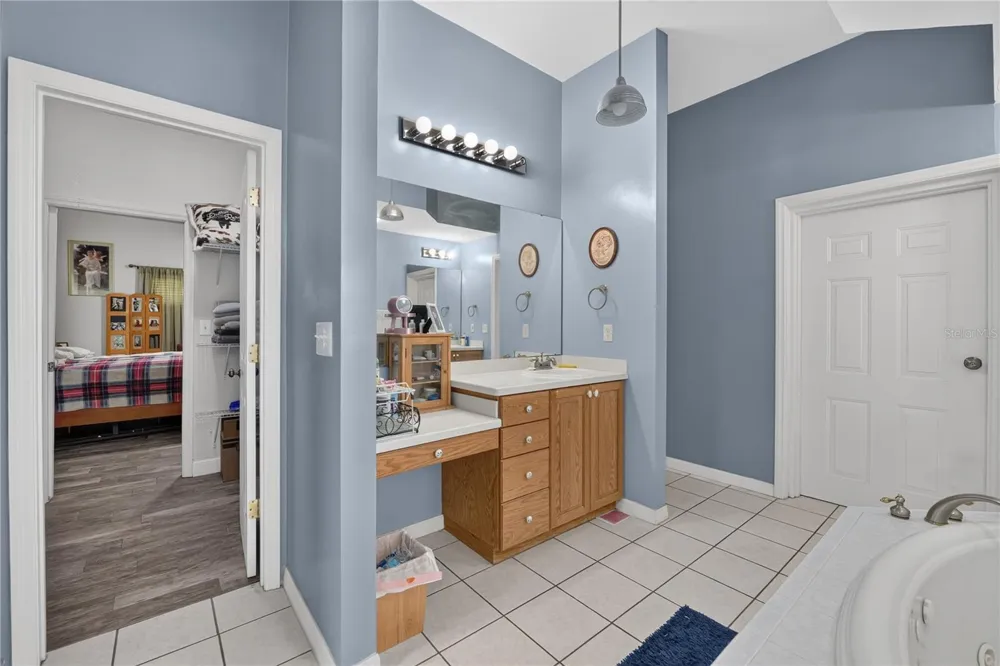 2039 SW STATE ROAD 26 Trenton, FL 32693