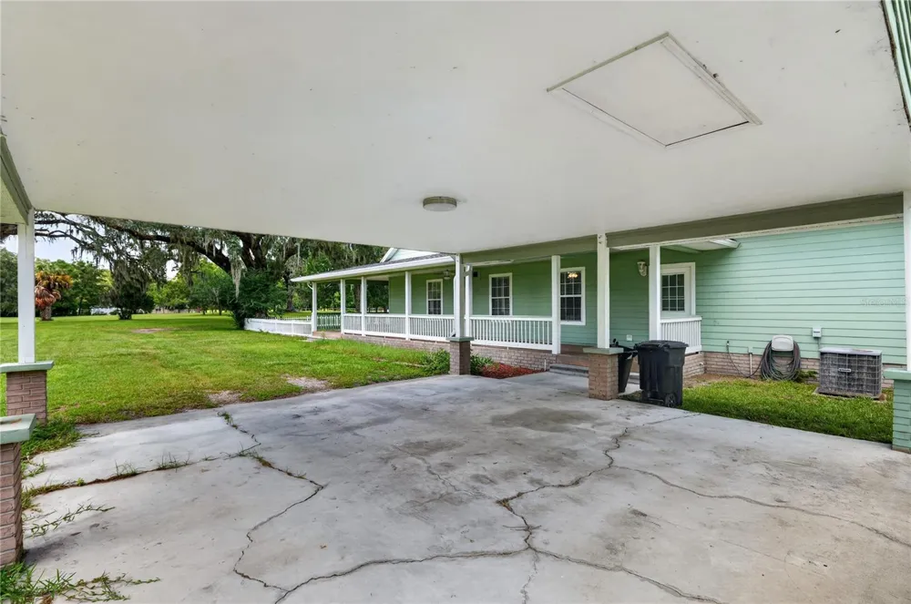 2039 SW STATE ROAD 26 Trenton, FL 32693