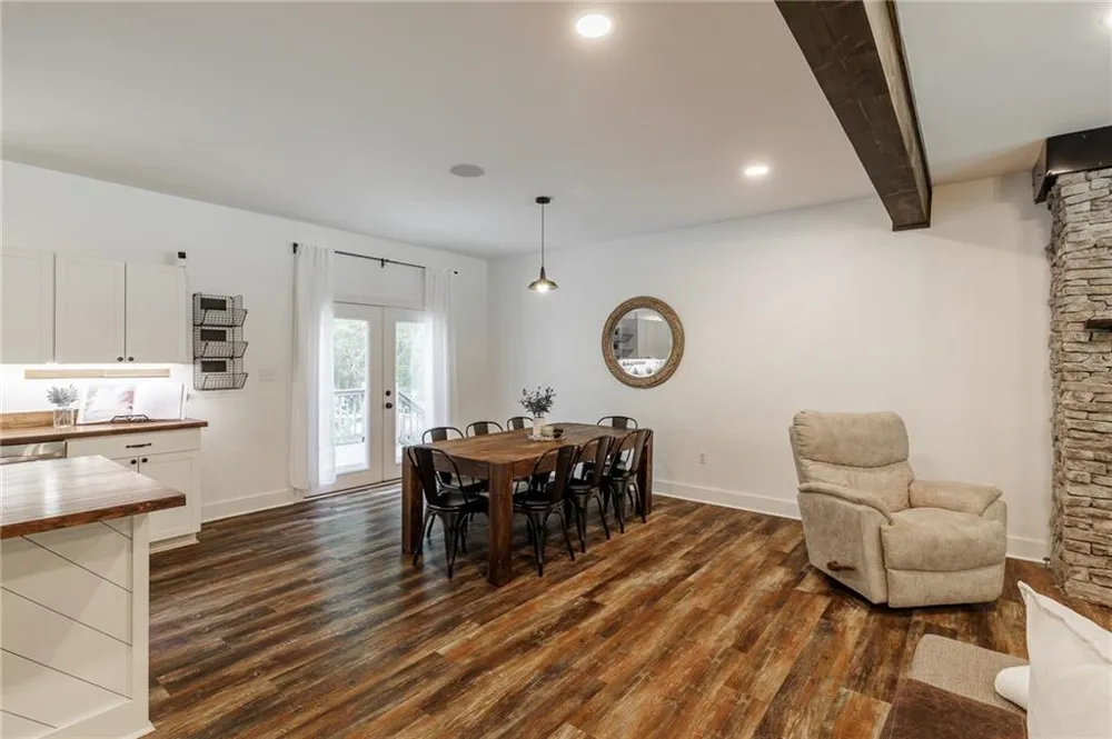 930 James Holcomb Road Hull, GA 30646