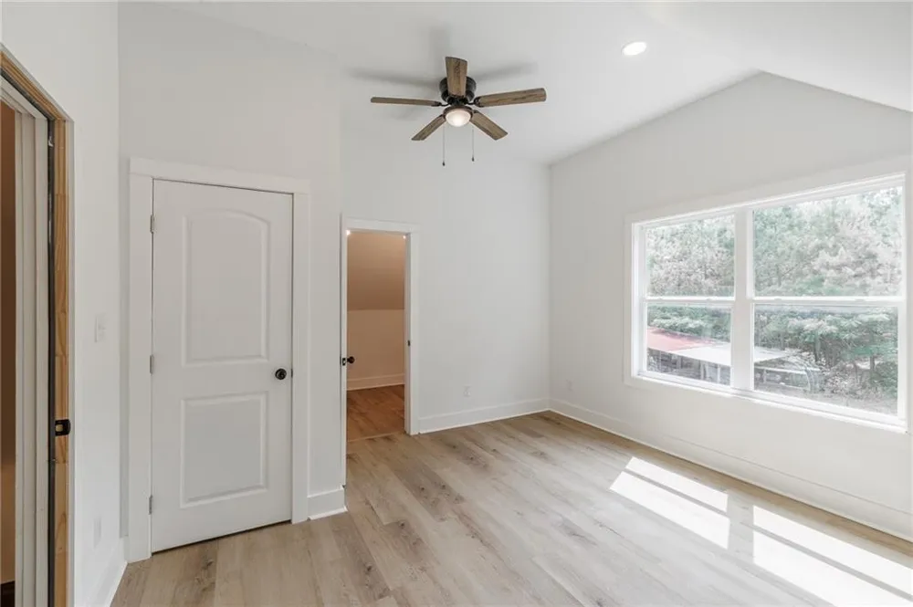 930 James Holcomb Road Hull, GA 30646