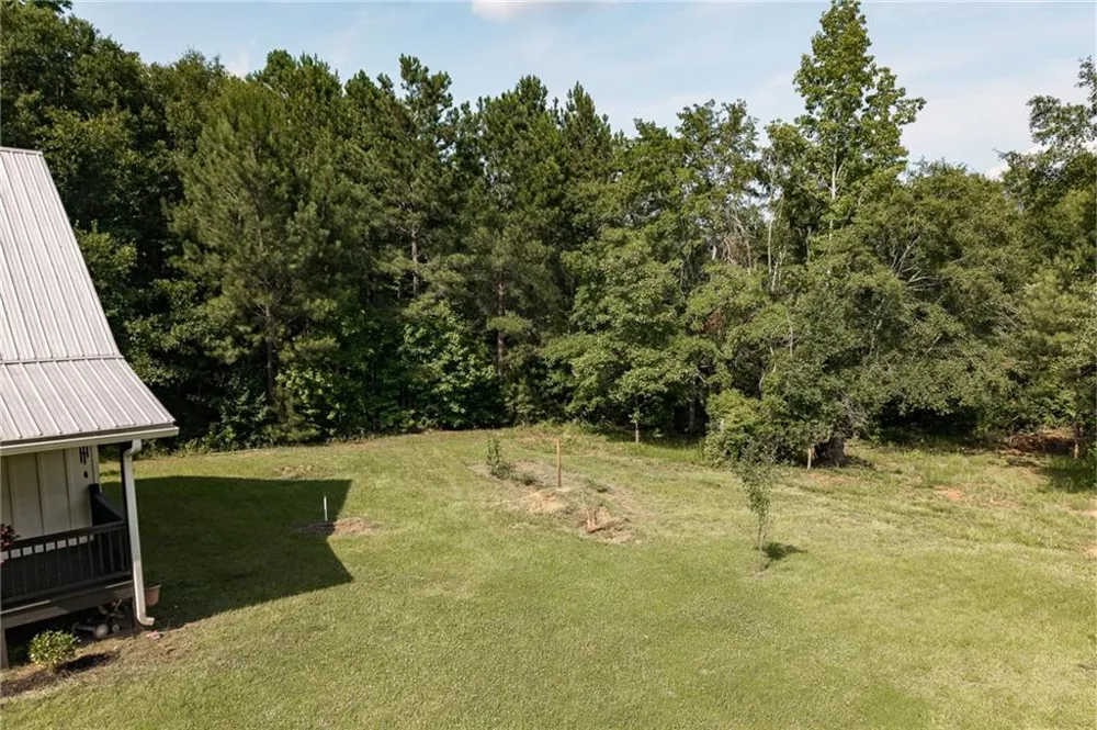930 James Holcomb Road Hull, GA 30646