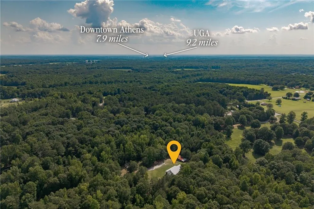 930 James Holcomb Road Hull, GA 30646