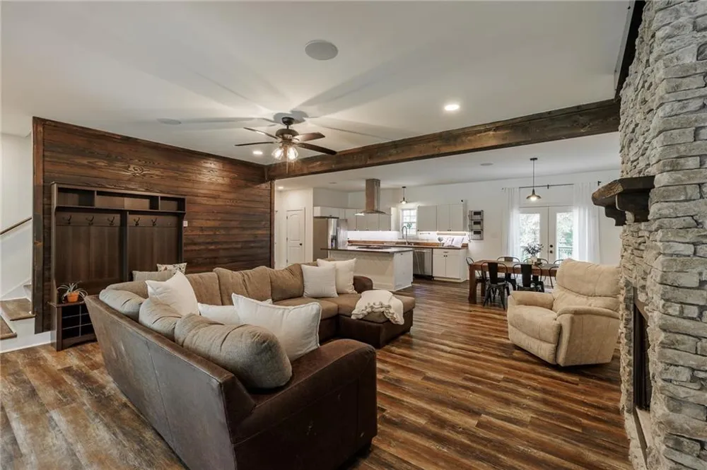 930 James Holcomb Road Hull, GA 30646