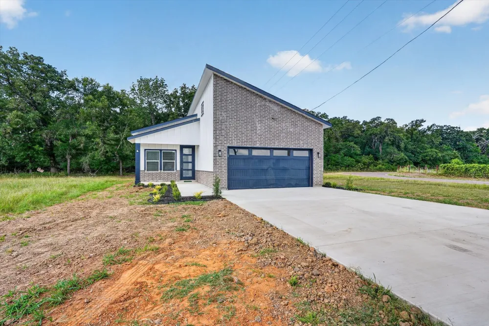 102 Shadywood Road Trinidad, TX 75163