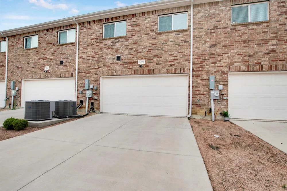 1271 Lamar Drive Lewisville, TX 75077