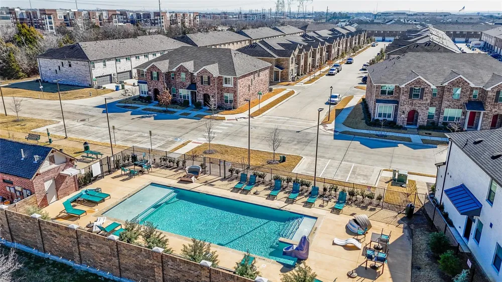 1271 Lamar Drive Lewisville, TX 75077