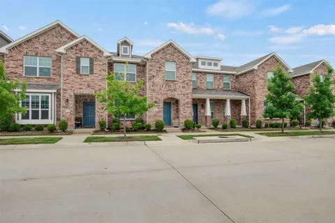 1271 Lamar Drive