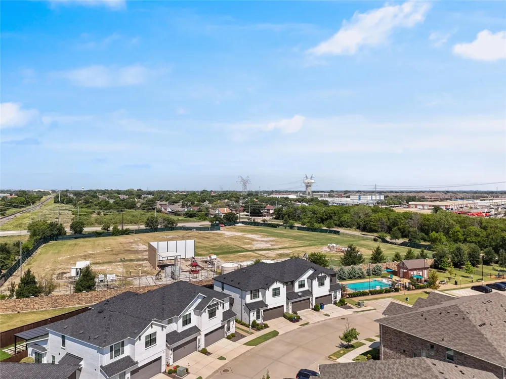 1271 Lamar Drive Lewisville, TX 75077
