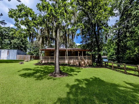 17 Pine Wood Drive