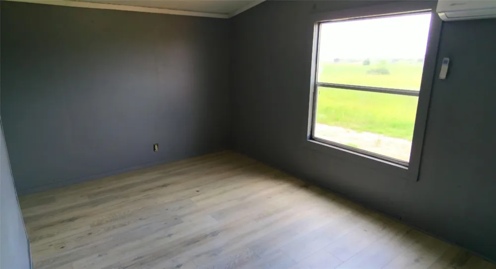 1087 Cr 141 Rock Island, TX 77470
