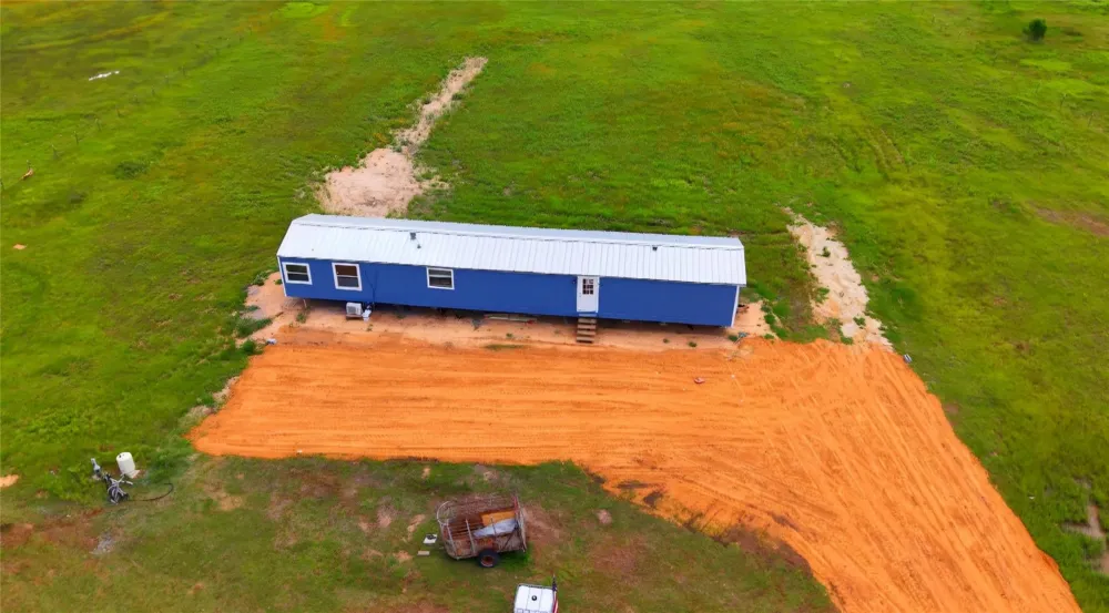 1087 Cr 141 Rock Island, TX 77470
