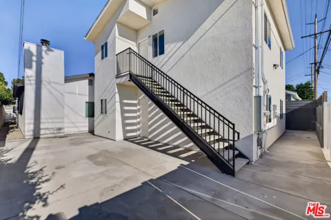 1809 Avon Street #101