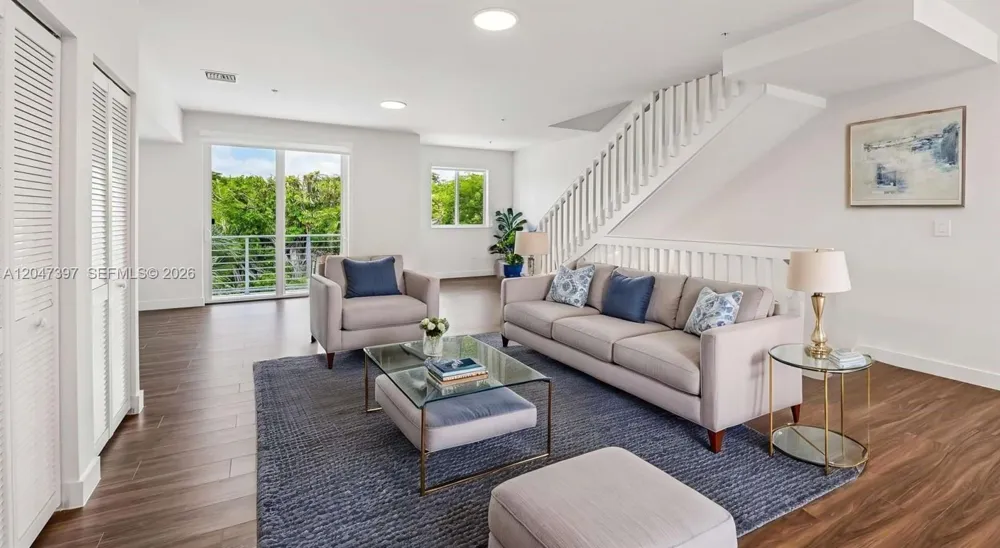 18155 SW 98th Ave #Aria Palmetto Bay, FL 33157